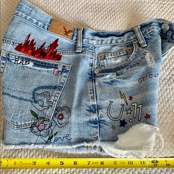 NWT Fun AE Denim Shorts - Picture 1 of 9